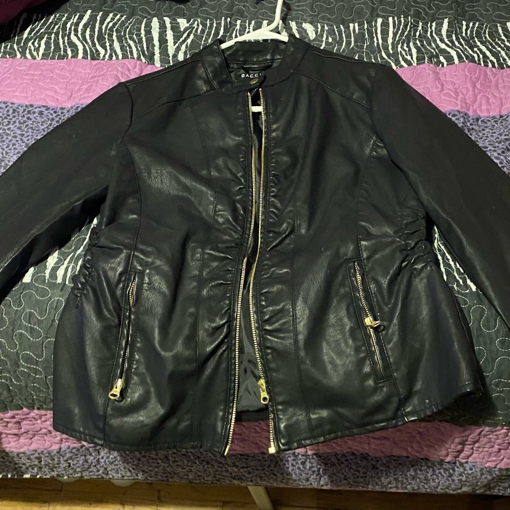 Black Baccini leather jacket size m